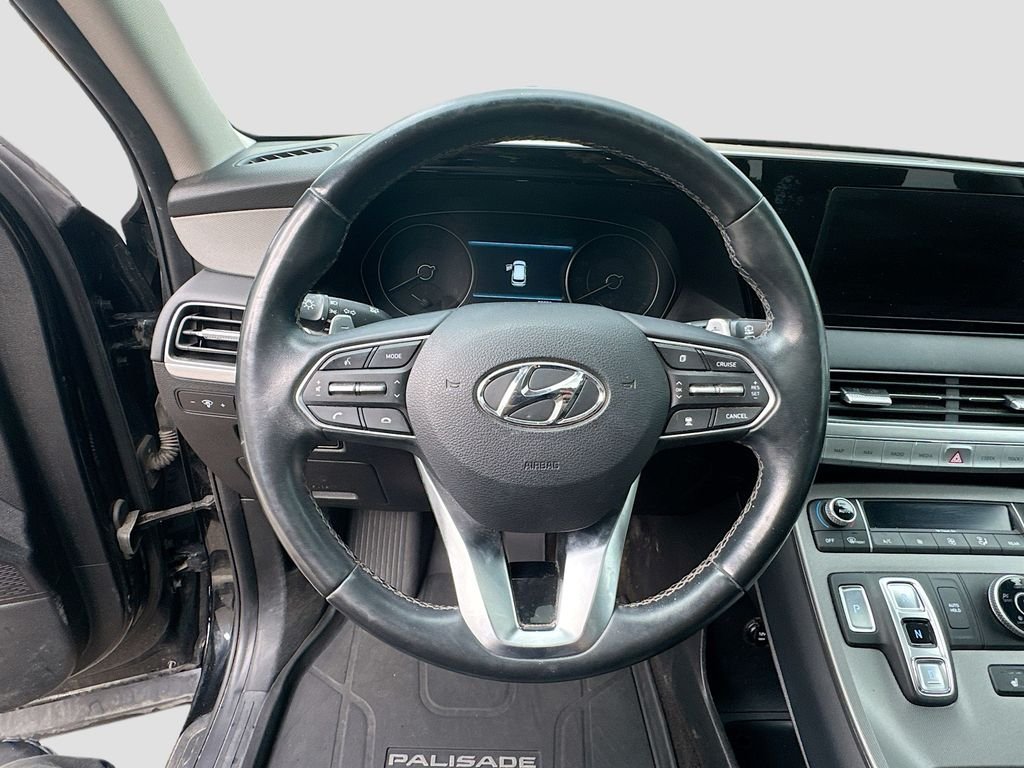 Used 2022 Black Hyundai SEL image 11
