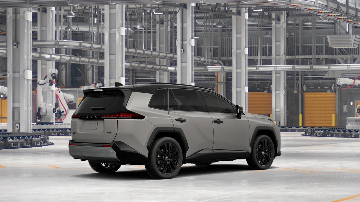 New 2026 Meteor Shower with Midnight Black Metallic roof Toyota XSE image 10