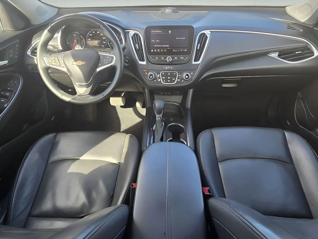 Used 2024 Summit White Chevrolet LT image 26