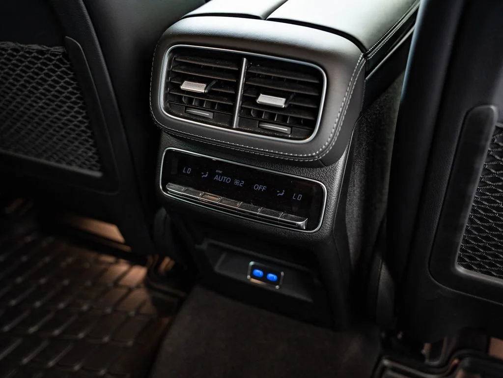 Used 2024 Obsidian Black Metallic Mercedes-Benz GLE 53 AMG® image 37