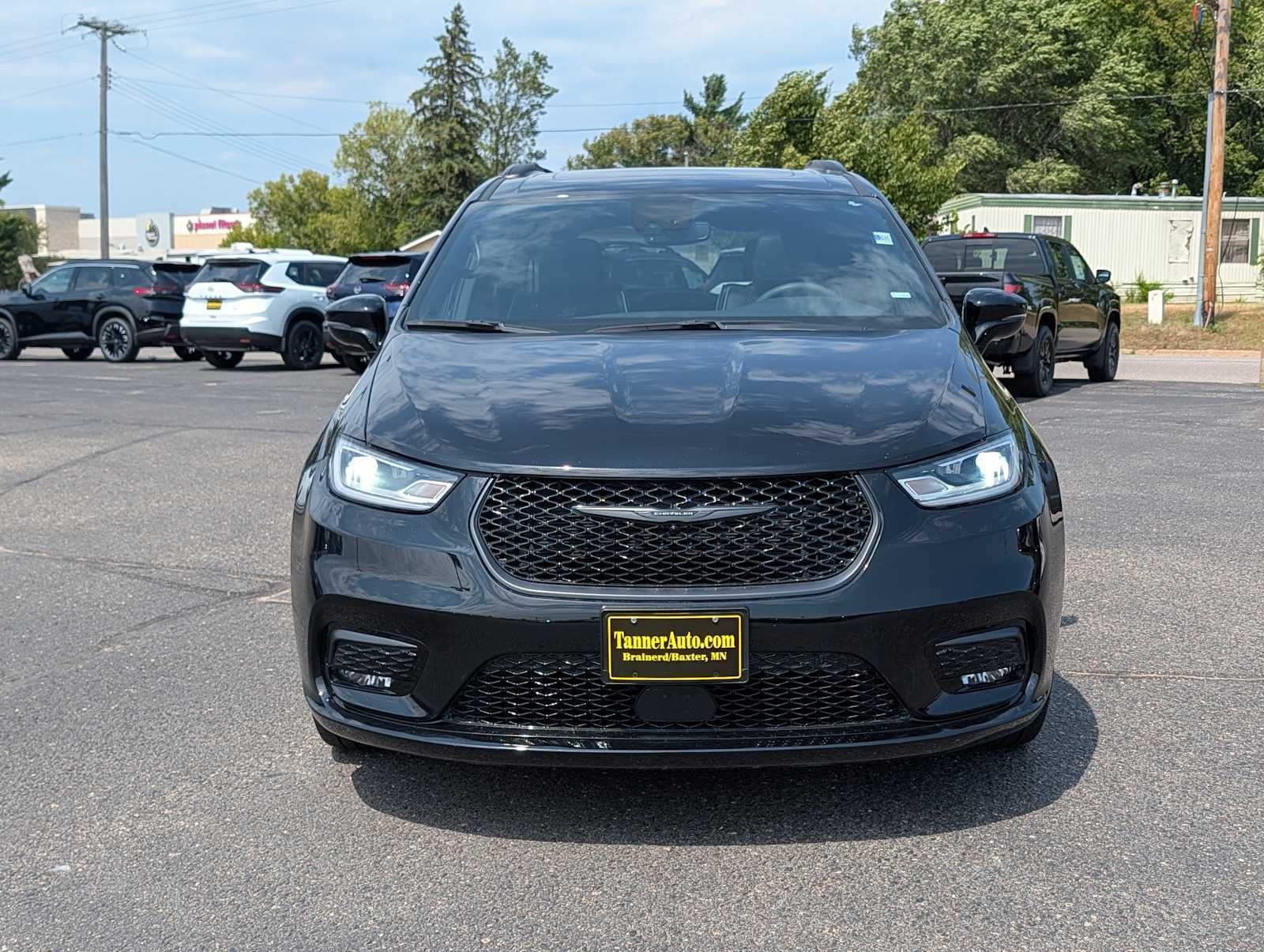 Used 2025 Chrysler Pacifica Limited with VIN 2C4RC1GG4SR512604 for sale in Brainerd, Minnesota