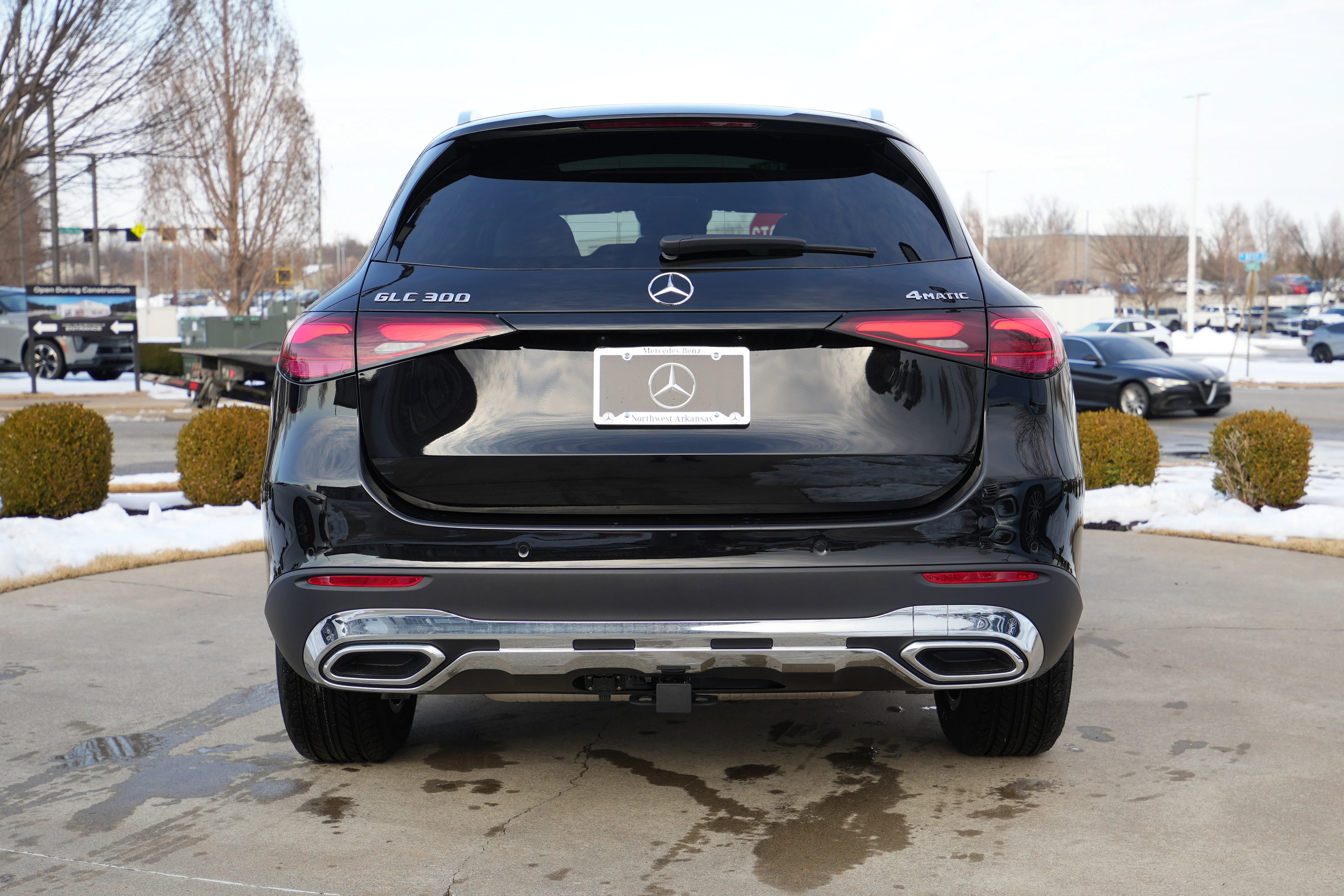 New 2026 OBSIDIAN BLACK Mercedes-Benz GLC 300 image 7