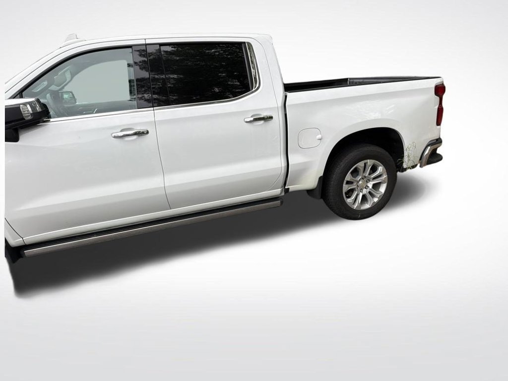 Used 2023 White Chevrolet LTZ image 2