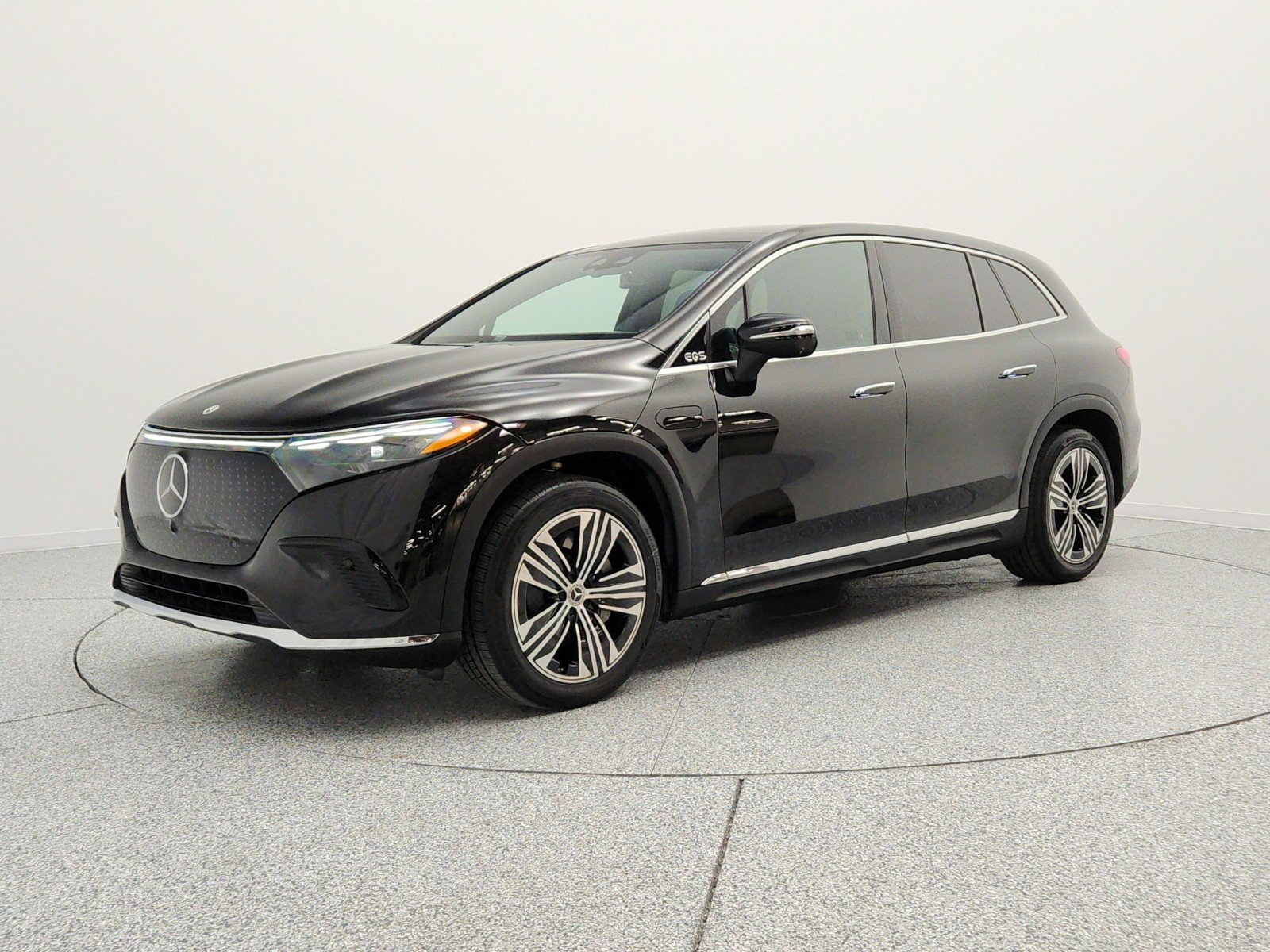 2023 Mercedes-Benz EQS SUV EQS 450+'s photo