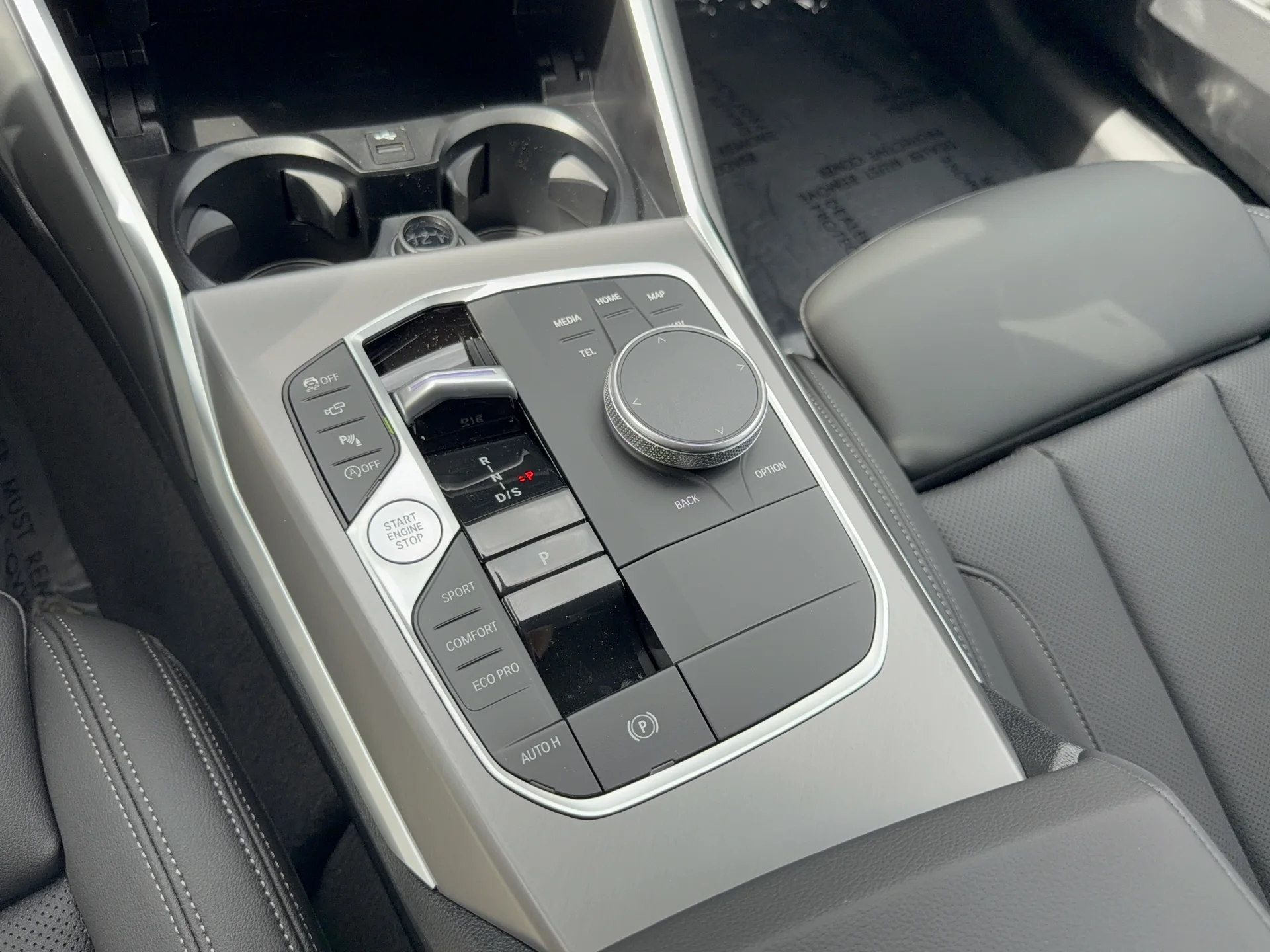 New 2026 Mineral White Metallic BMW xDrive image 19