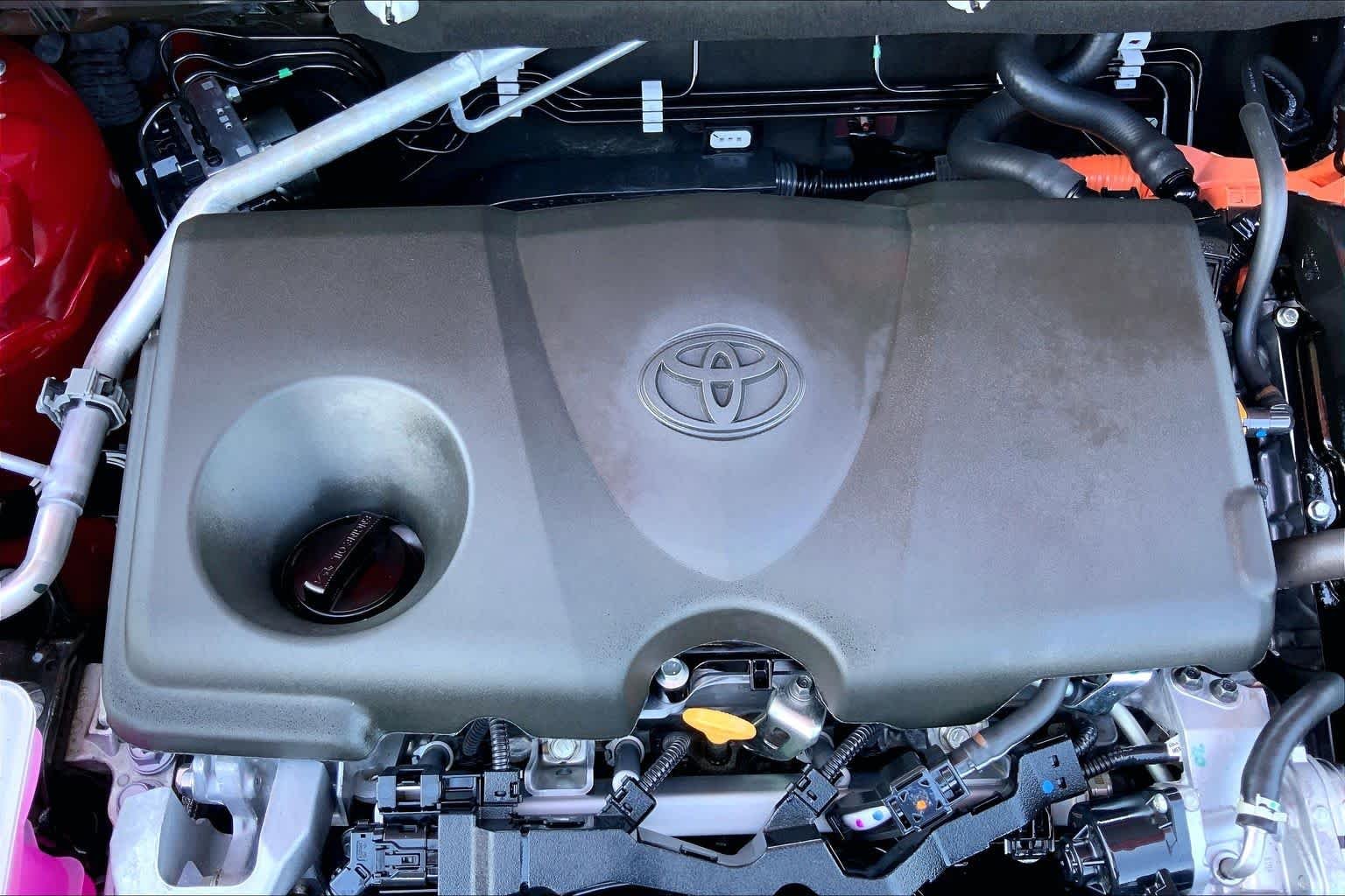 Used 2025 Ruby Flare Pearl Toyota Hybrid Limited image 32