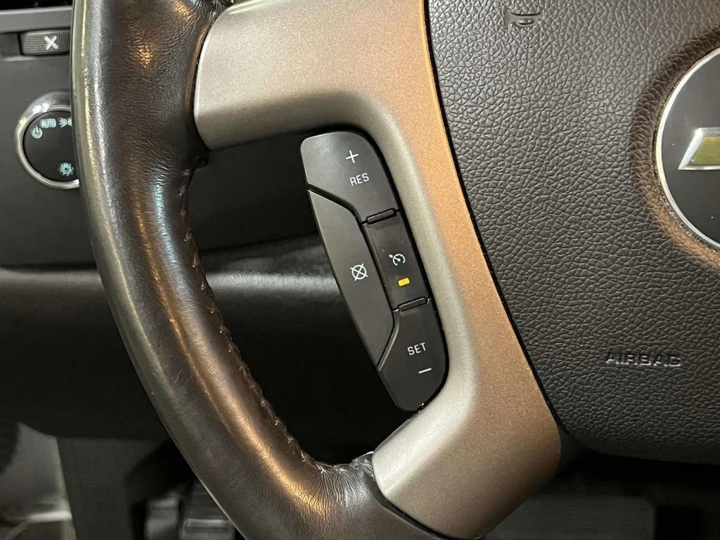 Used 2013 SUMMIT WHITE Chevrolet LT image 22