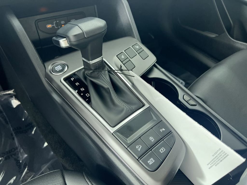 New 2026 Glacial White Pearl Kia EX image 24
