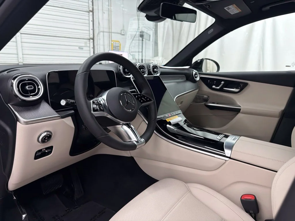 New 2027 Black Mercedes-Benz GLC 300 image 13