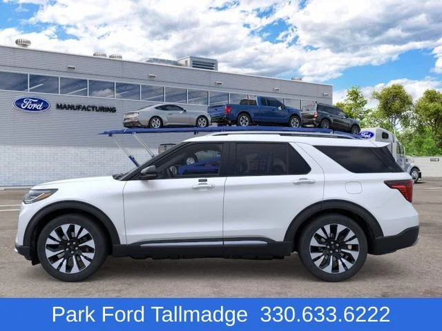 New 2026 Star White Metallic Tri-Coat Ford Platinum image 3