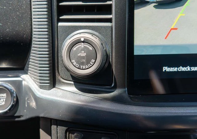 Used 2025 White Ford Tremor image 28