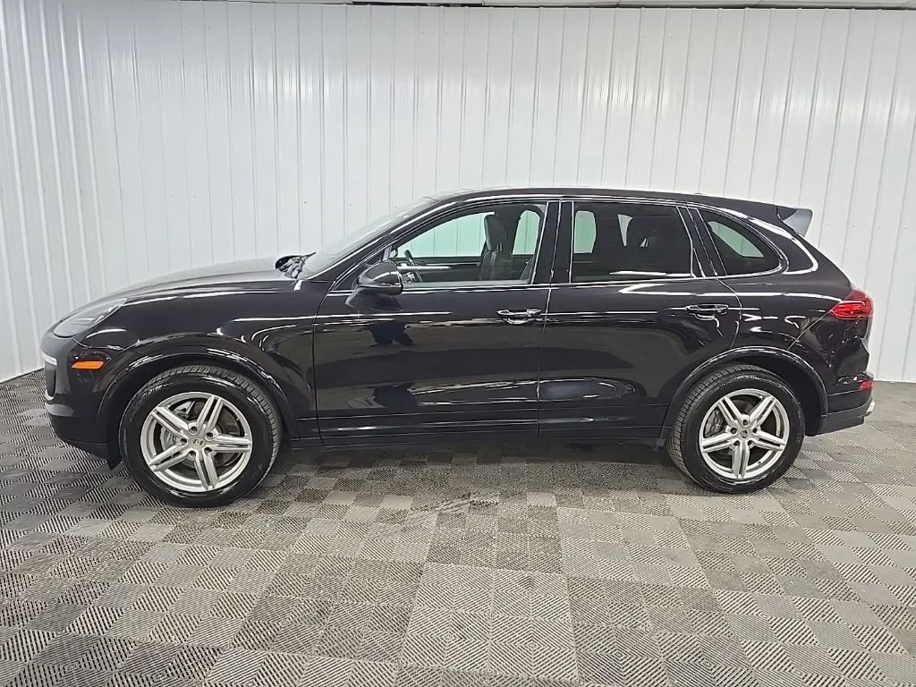 Used 2017 Bk Porsche NA image 5