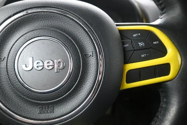 Used 2017 Blue Jeep Latitude image 26