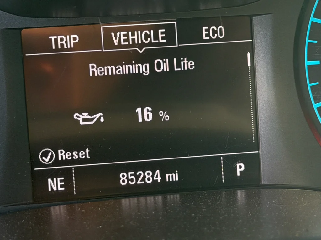 Used 2021 BLACK Chevrolet 2WD LT image 10