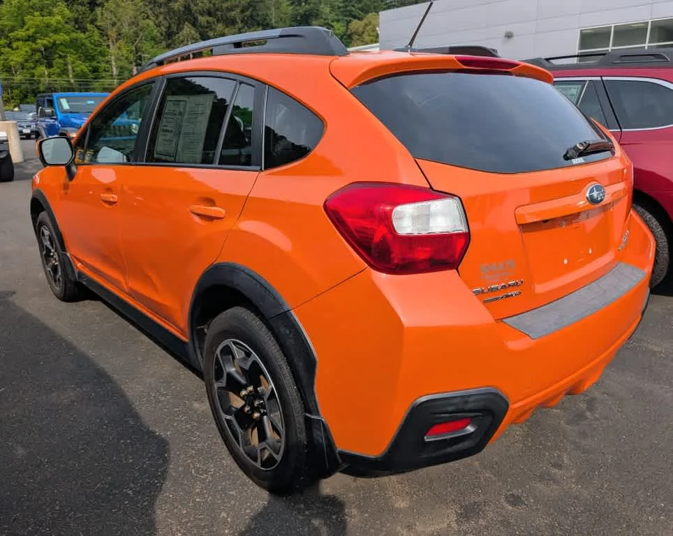 Used 2013 Tangerine Orange Pearl Subaru Limited image 4