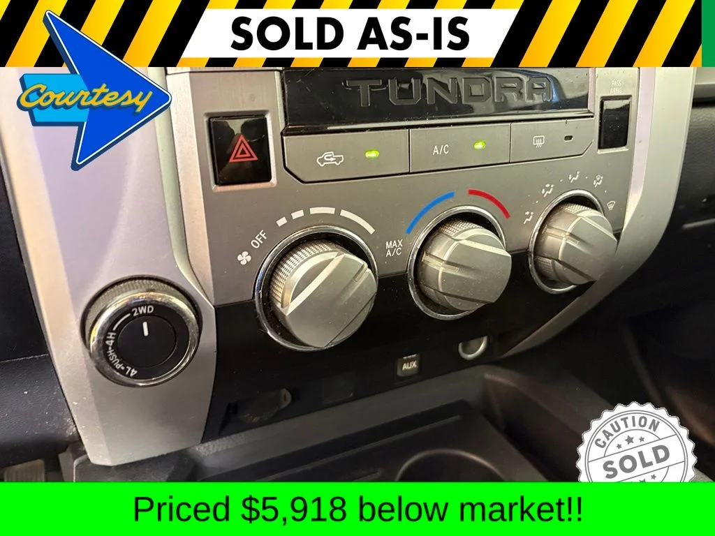 Used 2018 Blue Toyota SR5 image 26