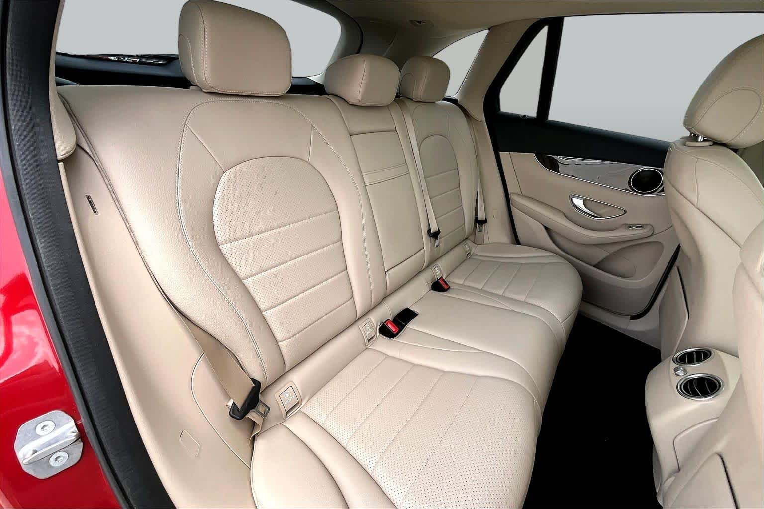 Used 2019 designo Cardinal Red Metallic Mercedes-Benz GLC 300 image 18