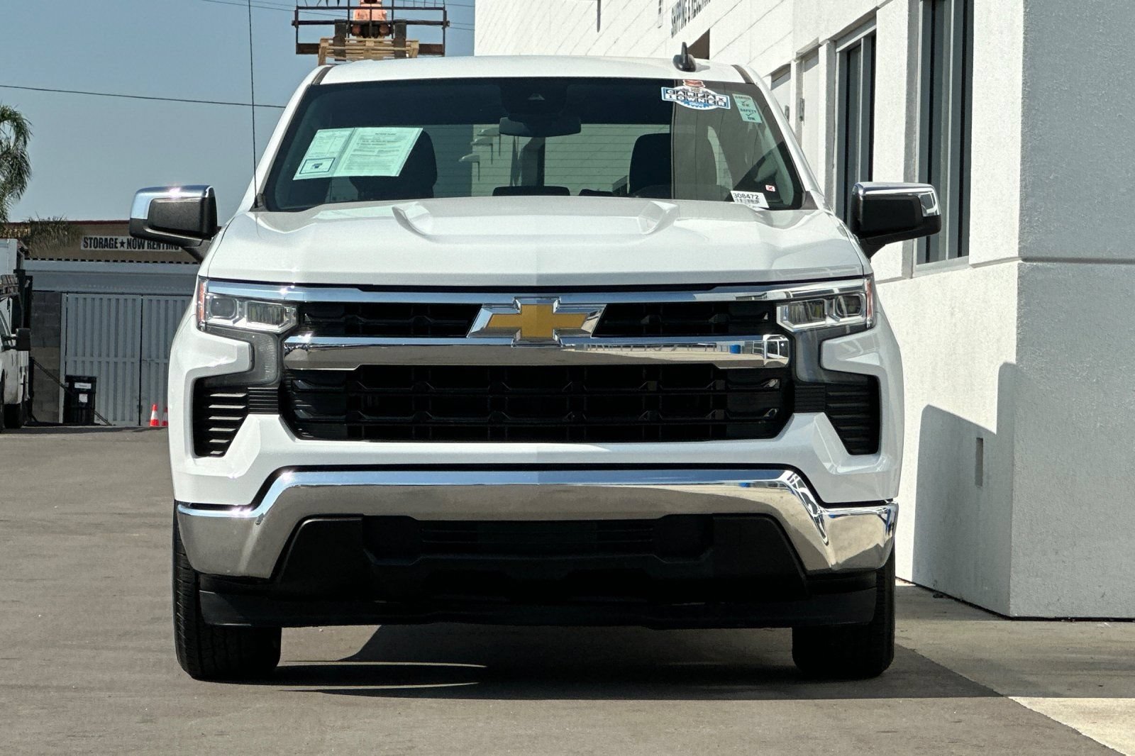 Used 2025 Summit White Chevrolet LT image 9