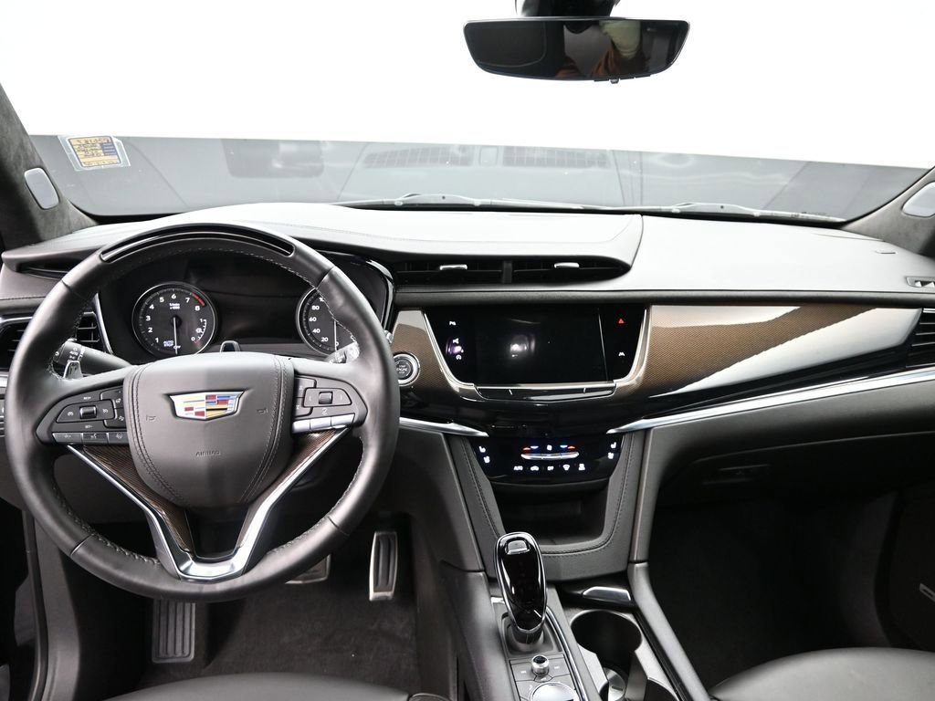 2025 Cadillac XT6 Sport - Photo 13