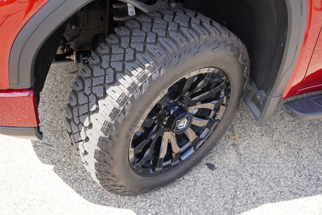 2026 GMC Sierra 1500 AT4 - Photo 13