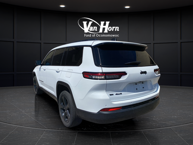 Used 2021 Bright White Clearcoat Jeep Altitude image 5