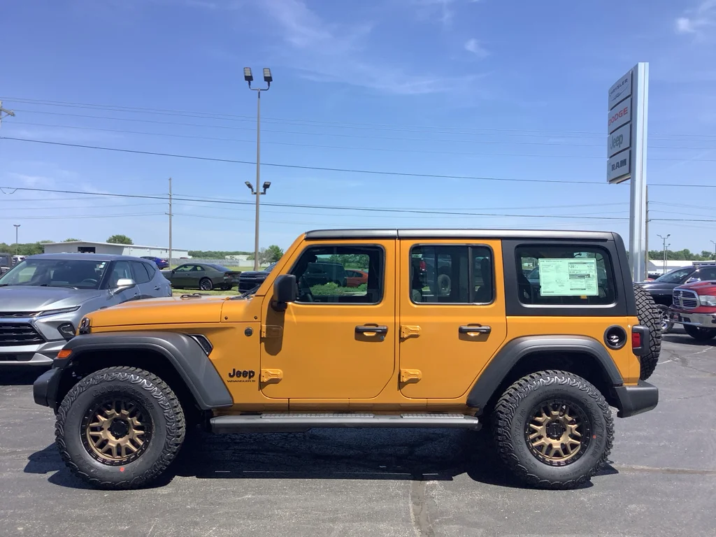 New 2026 Goldilocks Exterior Paint Jeep Sport image 11