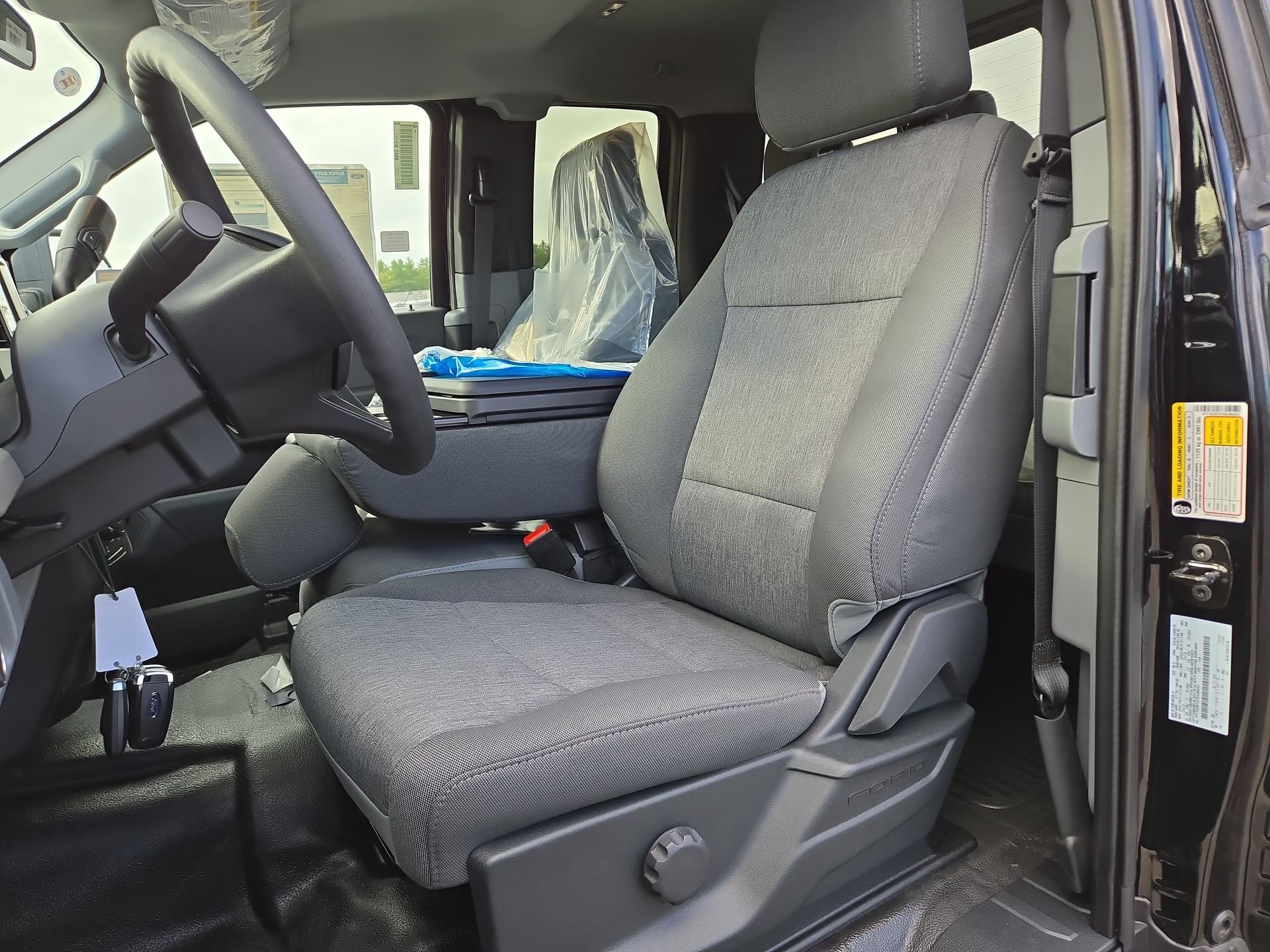 2026 Ford F-250 Super Duty XL - Photo 6