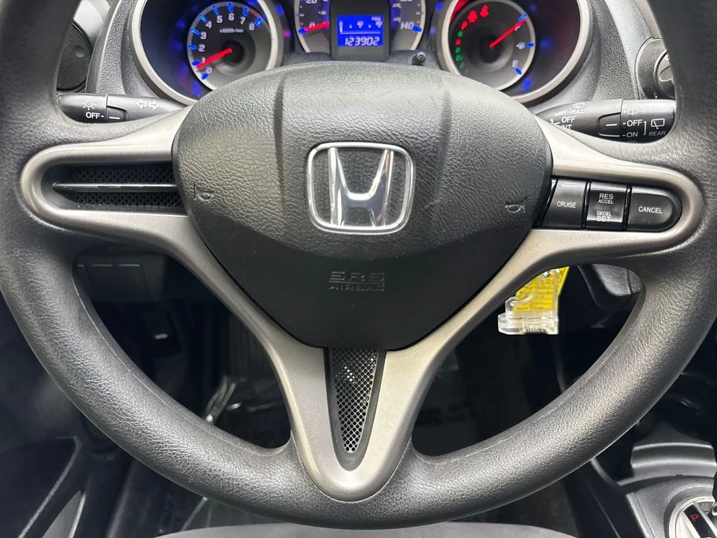 Used 2011  Honda Base image 56