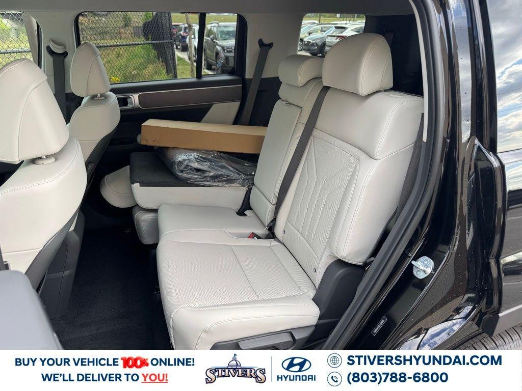 New 2026 Black Hyundai SEL FWD image 21