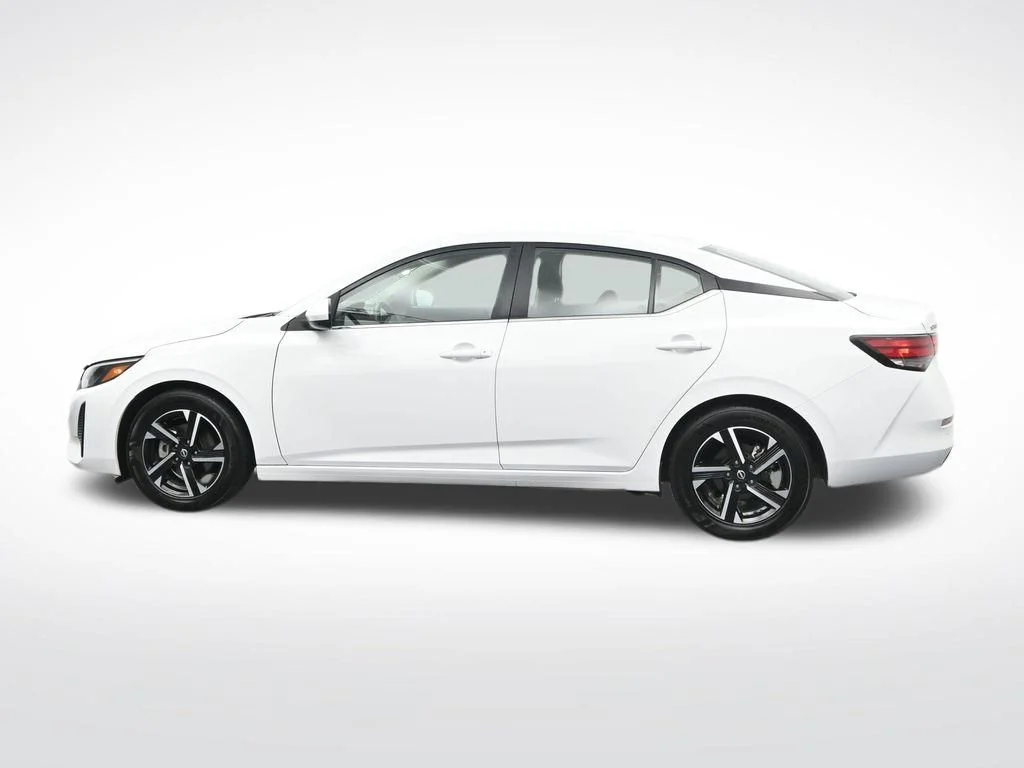 Used 2024 White Nissan SV image 9