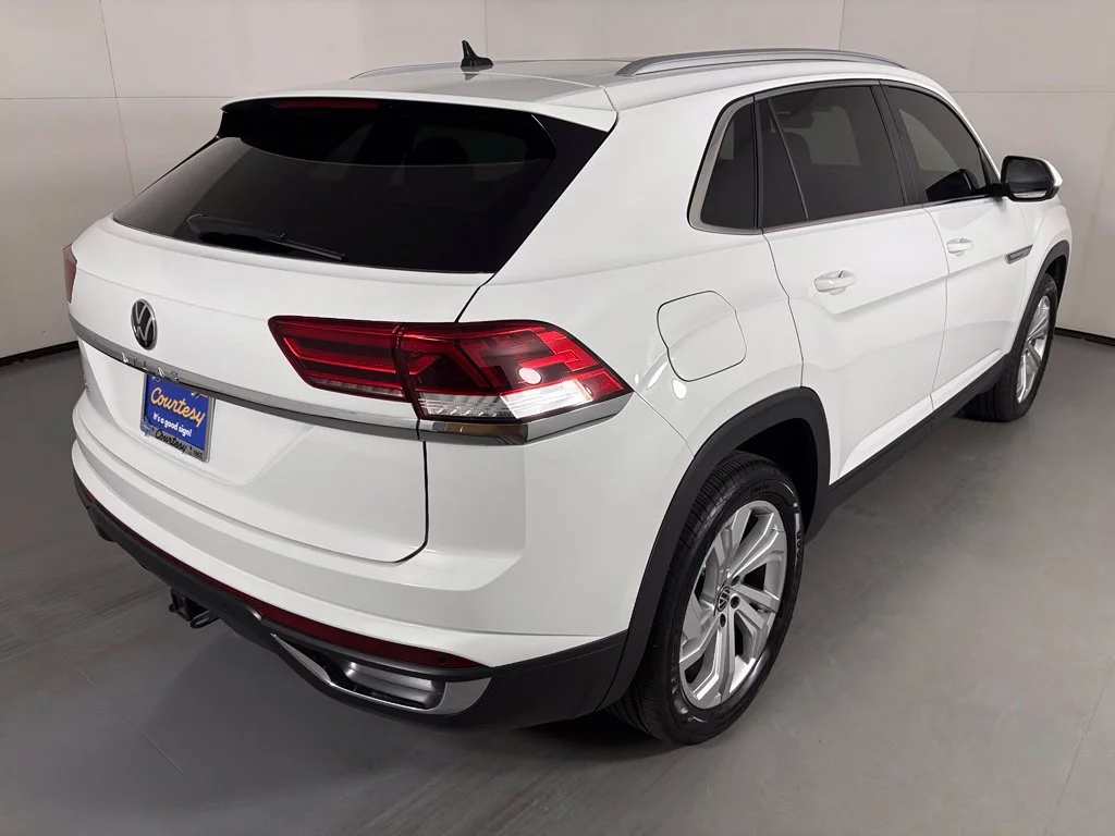 Used 2020 White Volkswagen 3.6L V6 SEL image 8