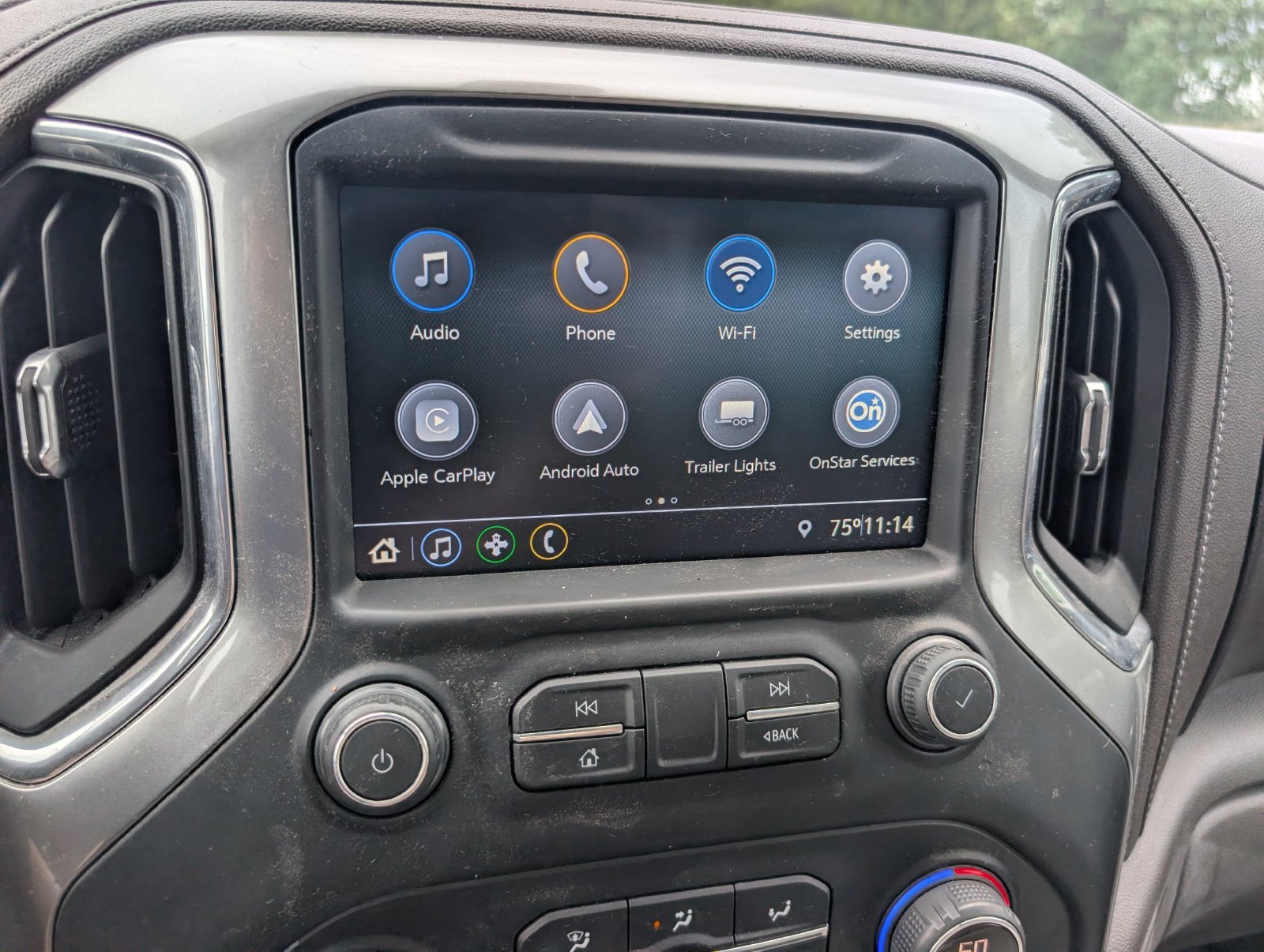 Used 2021 SILVER ICE METALLIC Chevrolet LT image 9