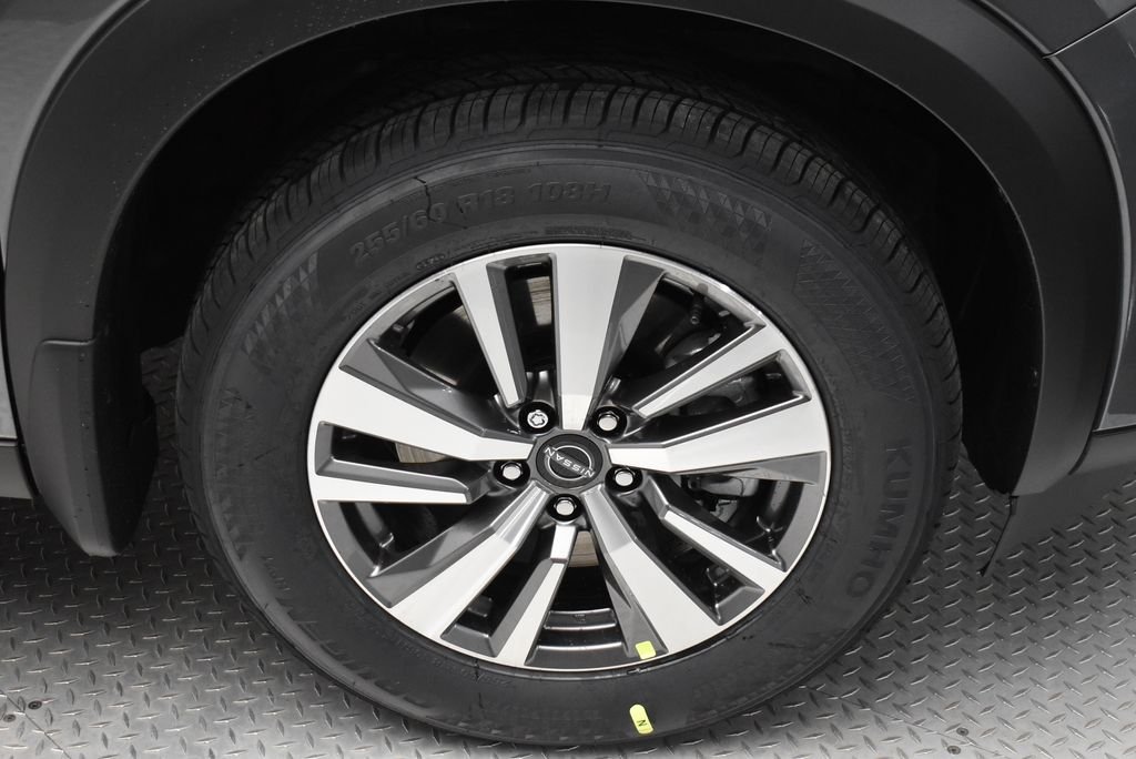 New 2026 Gun Metallic Nissan SL image 38