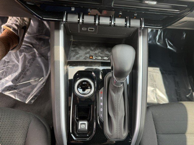Used 2024 Black Chevrolet 4WD LT image 19
