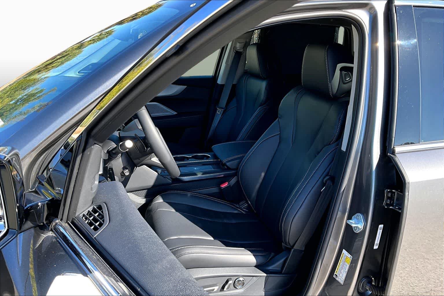 Used 2026 Liquid Carbon Metallic Acura w/Technology Package image 9