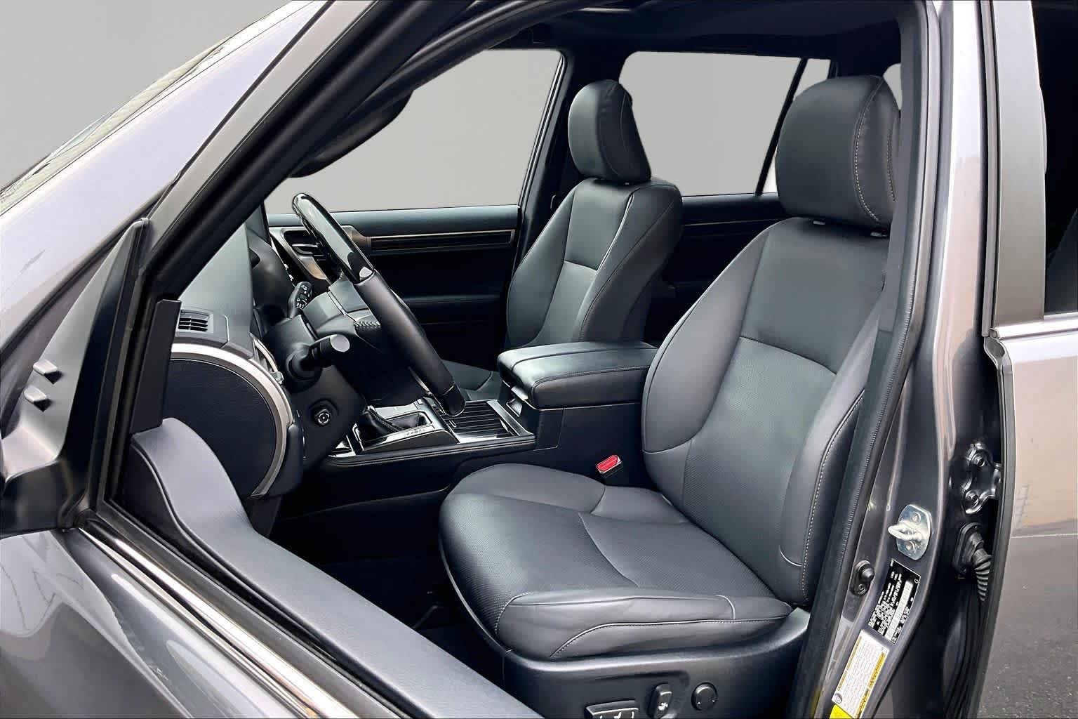 Used 2023 Nebula Gray Pearl Lexus Premium image 8