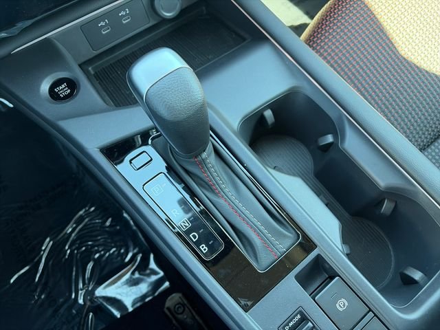 New 2026 Atlantic Gray Metallic / Super Black Two-tone Nissan SR image 27