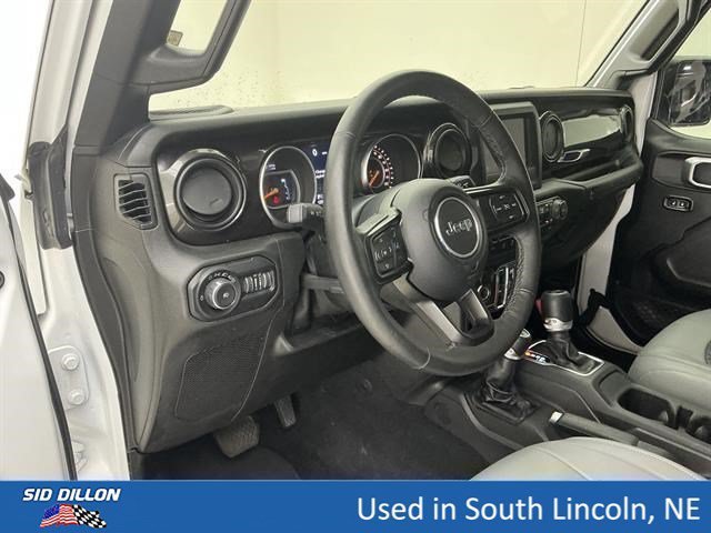 Used 2019 Bright White Clearcoat Jeep Sport Altitude image 13