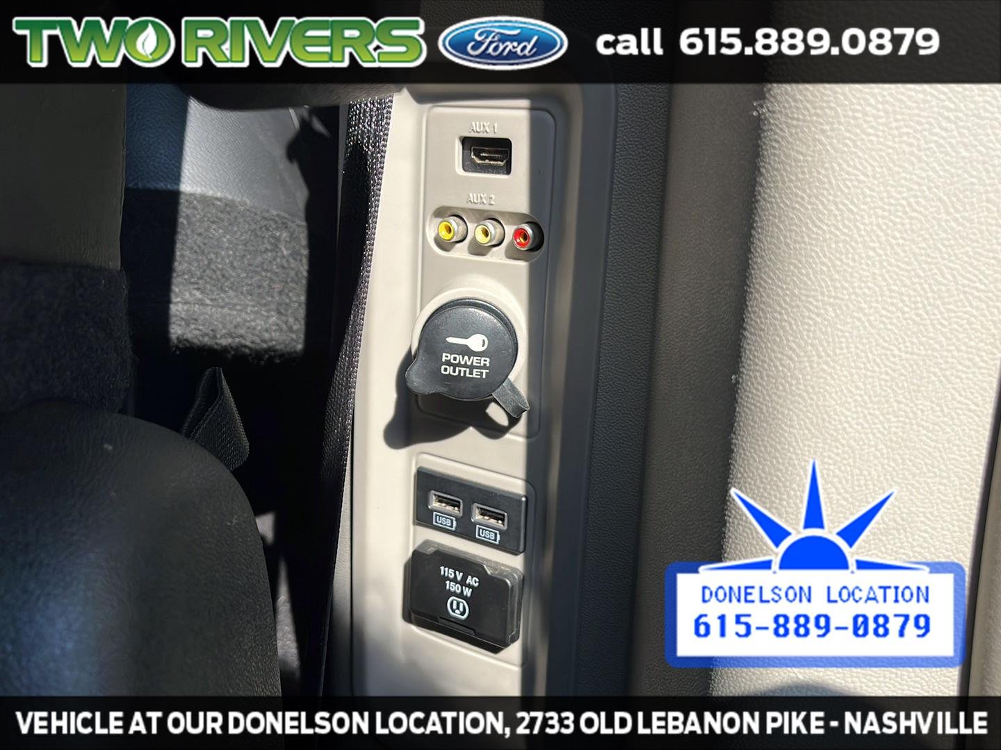 Used 2013 Crystal Blue Pearlcoat Chrysler Touring image 30