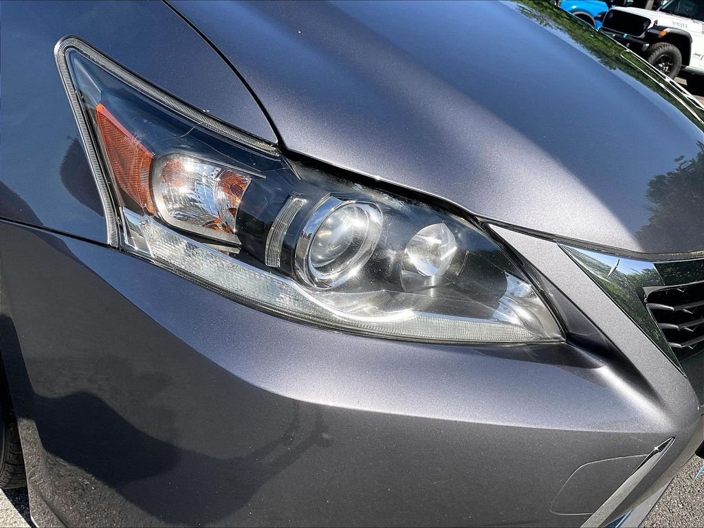 Used 2016 Gray Lexus 200h image 29