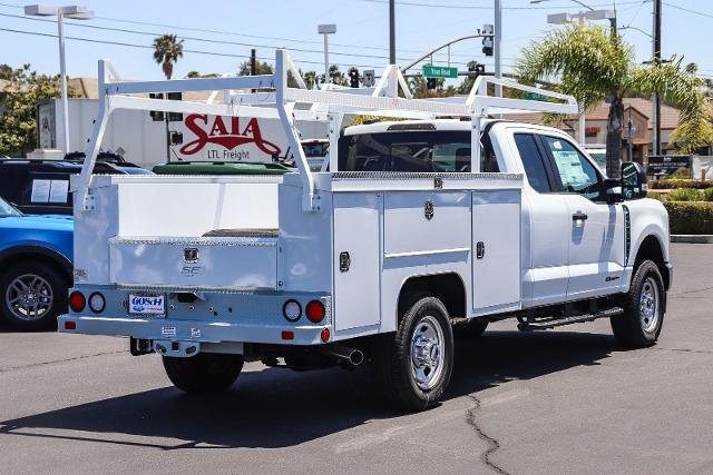 2026 Ford F-350 Super Duty Chassis Cab XL - Photo 33