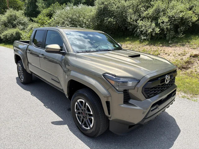 2024 Toyota Tacoma 4WD TRD Sport