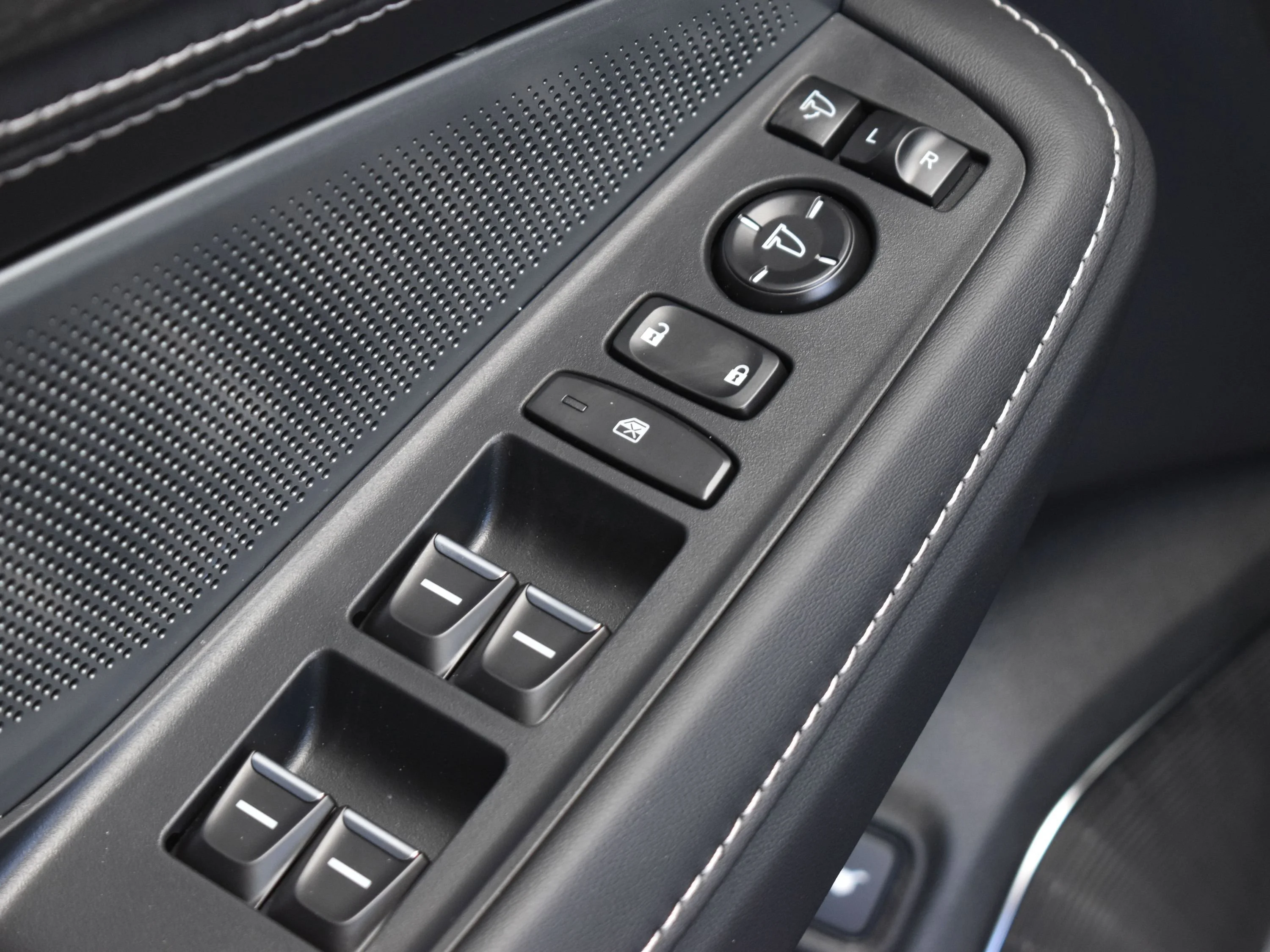 New 2026 Black Acura w/Advance Package image 8
