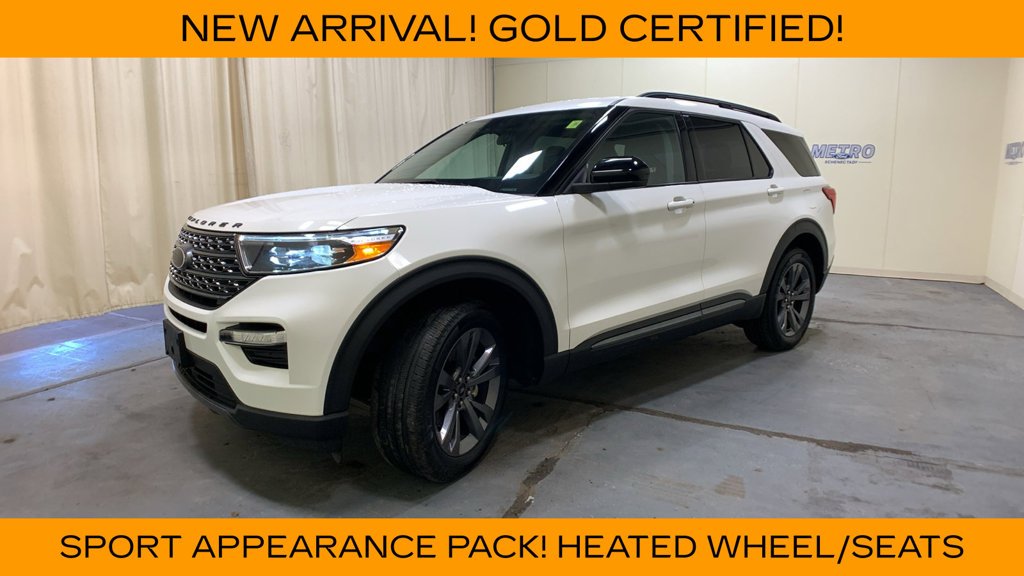 Certified Used 2023 White Metallic Ford XLT image 47
