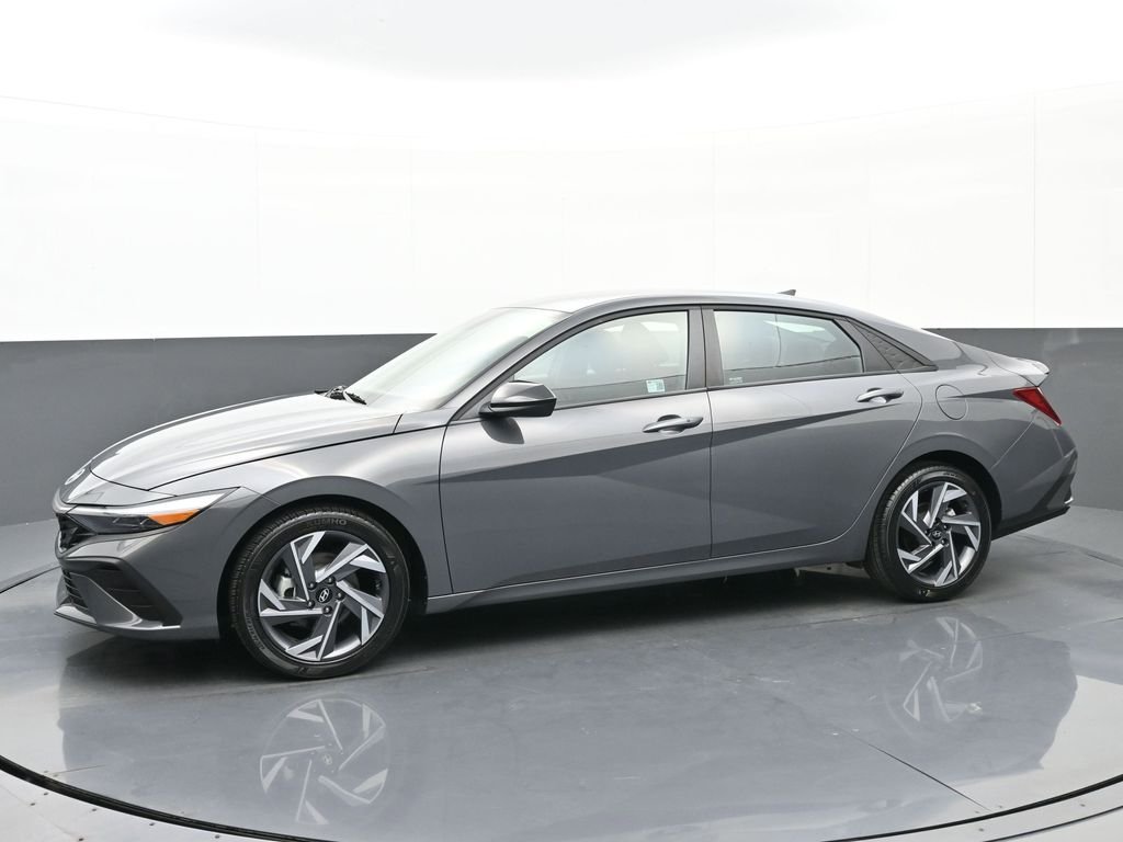 Certified Used 2025 Gray Hyundai SEL Sport image 7