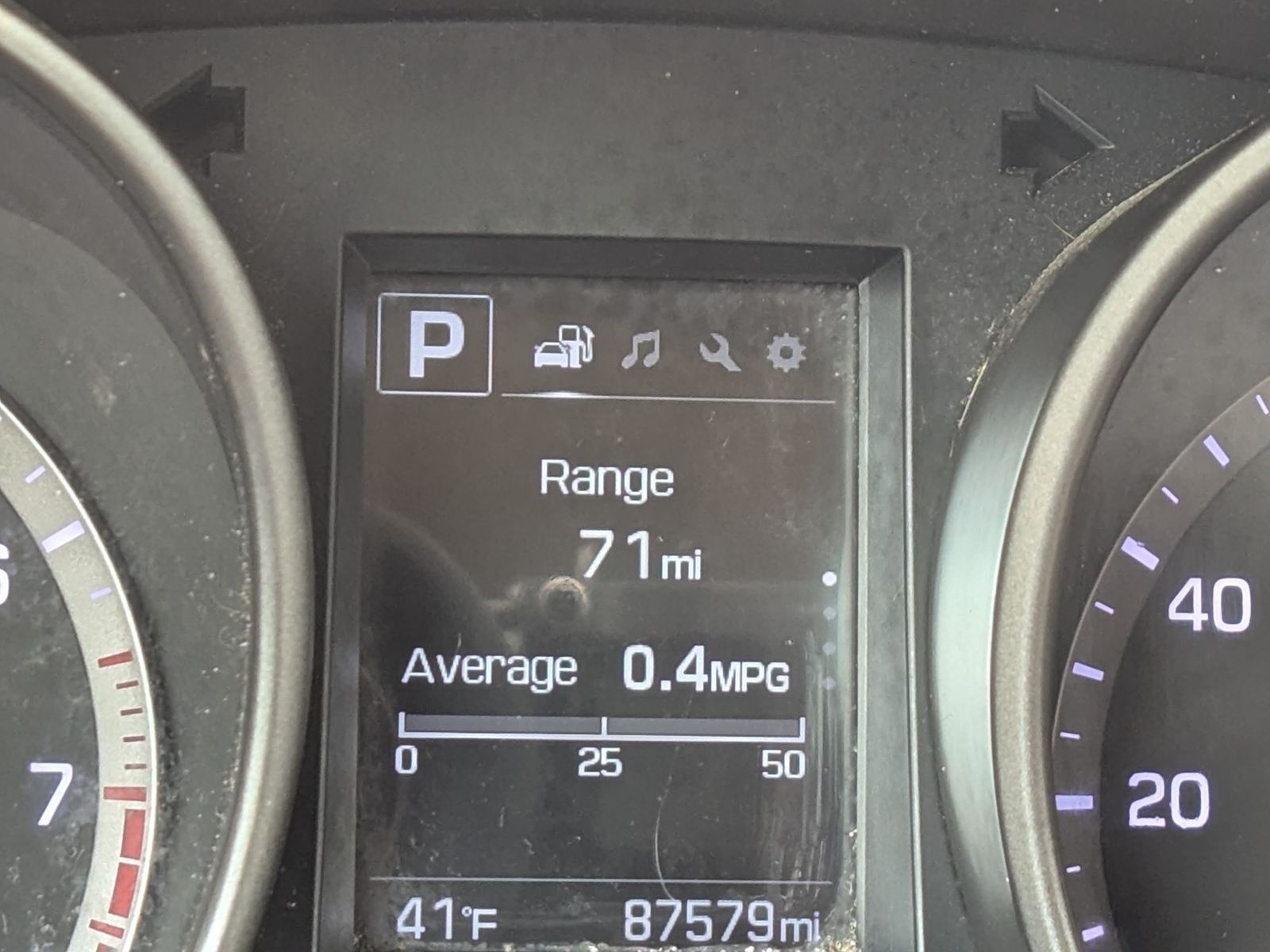 Used 2019 Brown Hyundai SE image 31