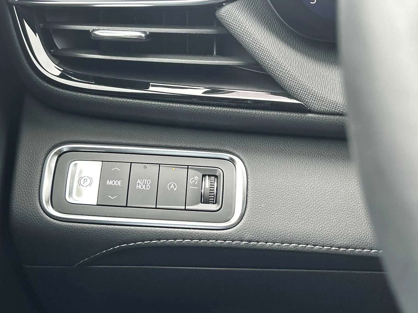 2026 Buick Enclave Preferred - Photo 19