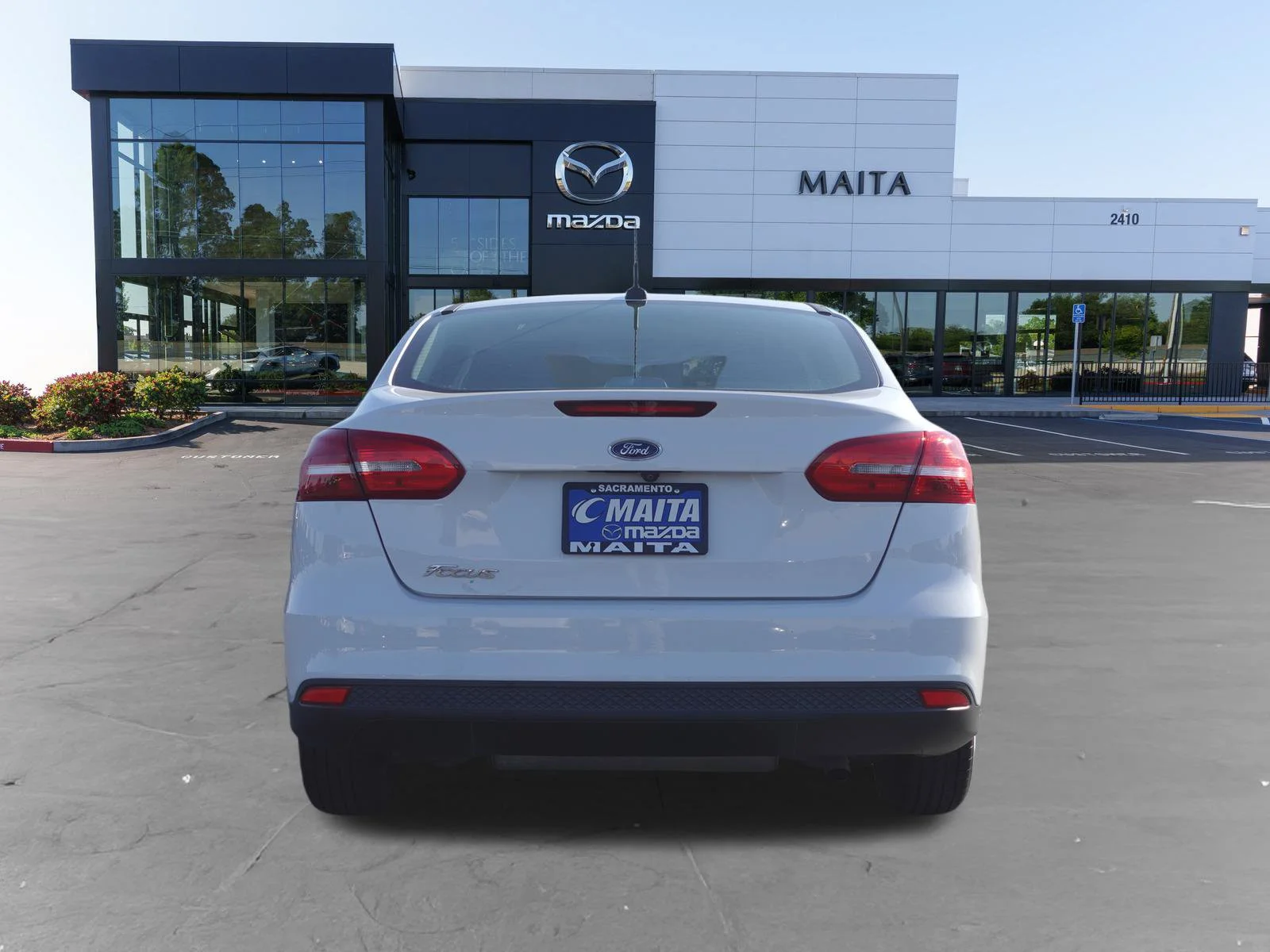 Used 2018 Oxford White Ford S image 4