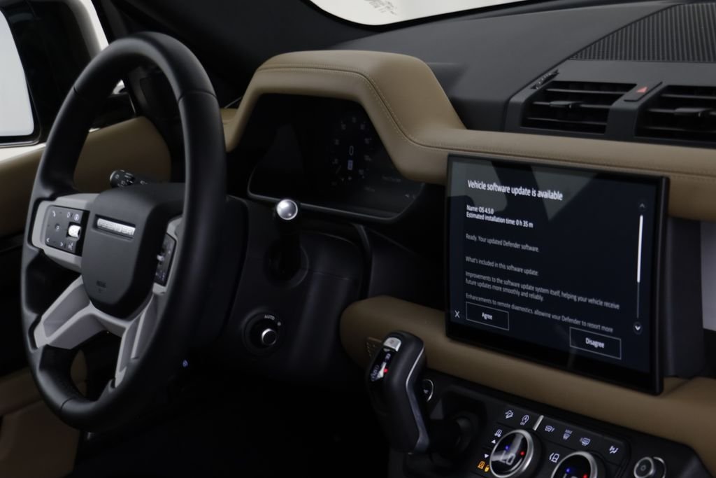 Certified Used 2025 Black Land Rover S image 21