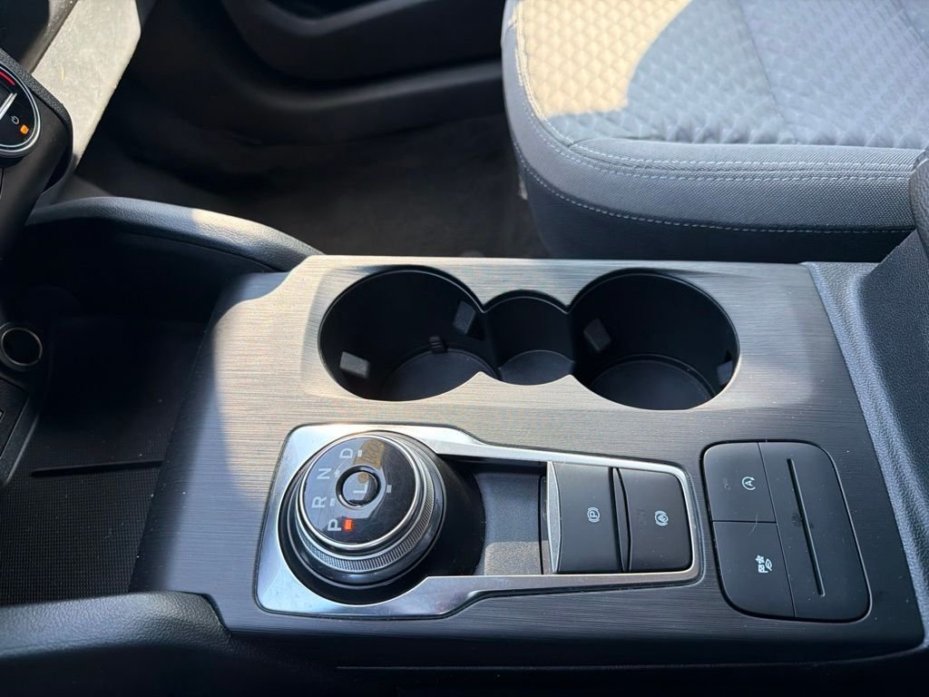 Used 2020 Black Metallic Ford SE image 31
